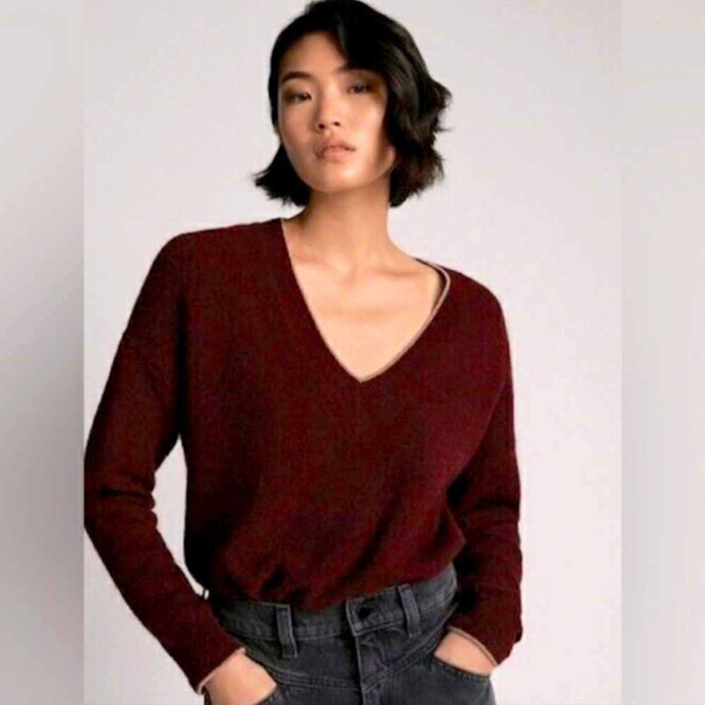 Massimo Dutti Preppy Burgundy Wool V neck Sweater oversized gold Metallic Trim M